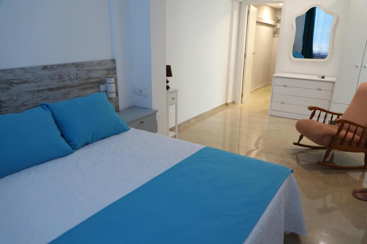 Camera Matrimoniale Deluxe (2 Adulti + 1 Bambino)