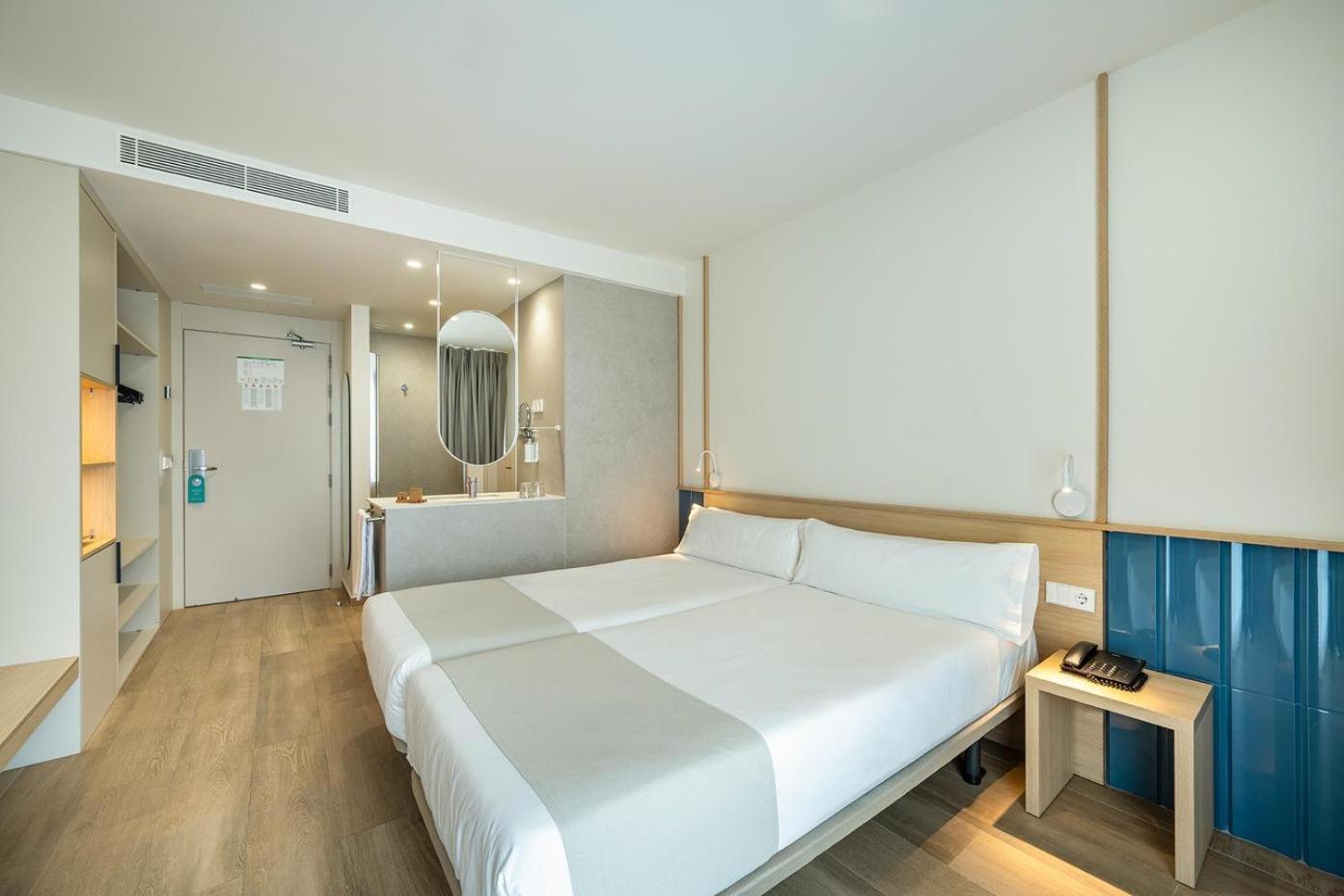 Double Room Terrace,1722890617:JPEG